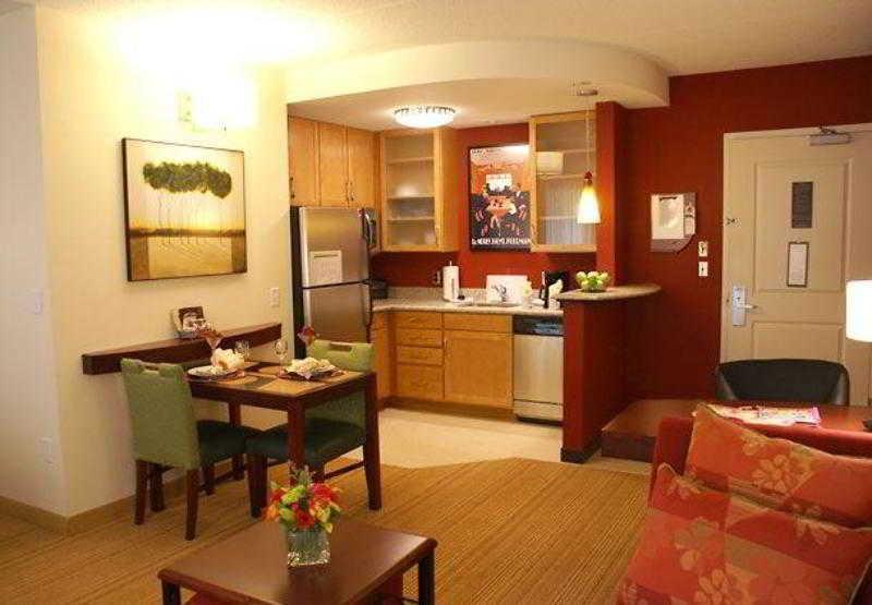 Residence Inn Pittsburgh Monroeville/Wilkins Township Exterior foto